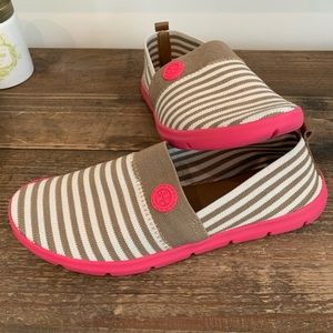 SOLD - NWOT Tory Burch pink cream Mikah sneaker